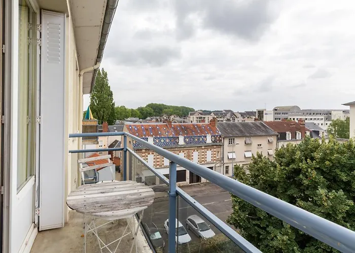 Appart T3 Bien Situe A Bourges + Wifi